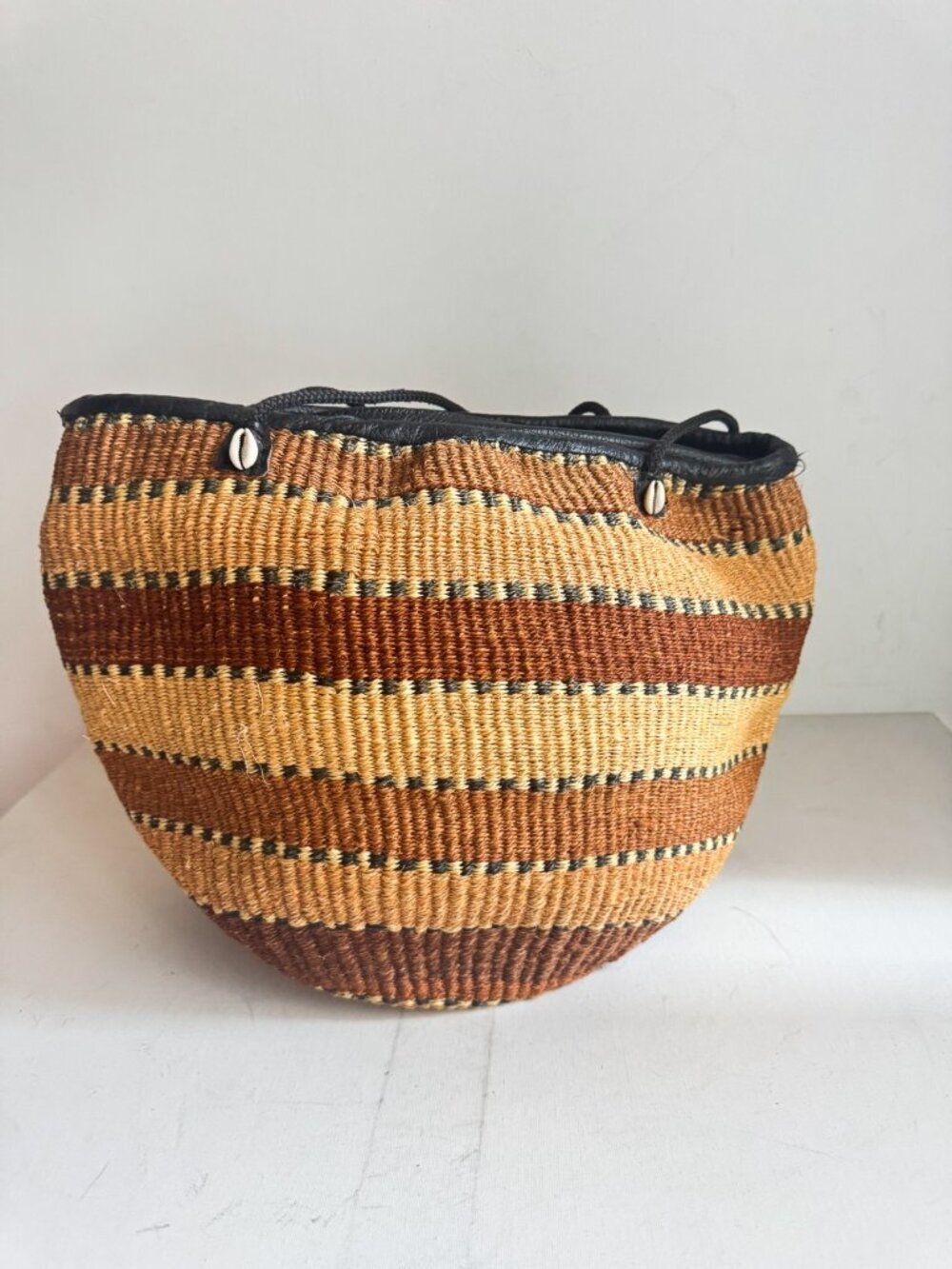 Vintage Natural Straw Sisal Classic Oval Basket Bag